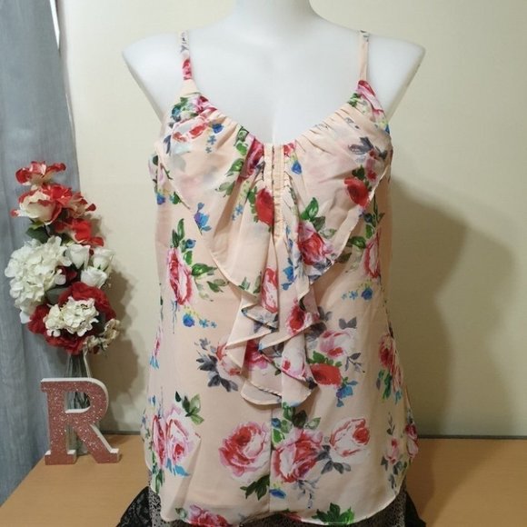 City Chic Tops - CITY CHIC Plus Size XS (AU 14) Peach V-Neck Sleeveless Top Floral Ruffle Front